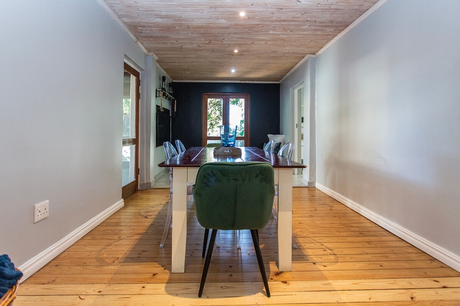 3 Bedroom Property for Sale in Oakdale Western Cape